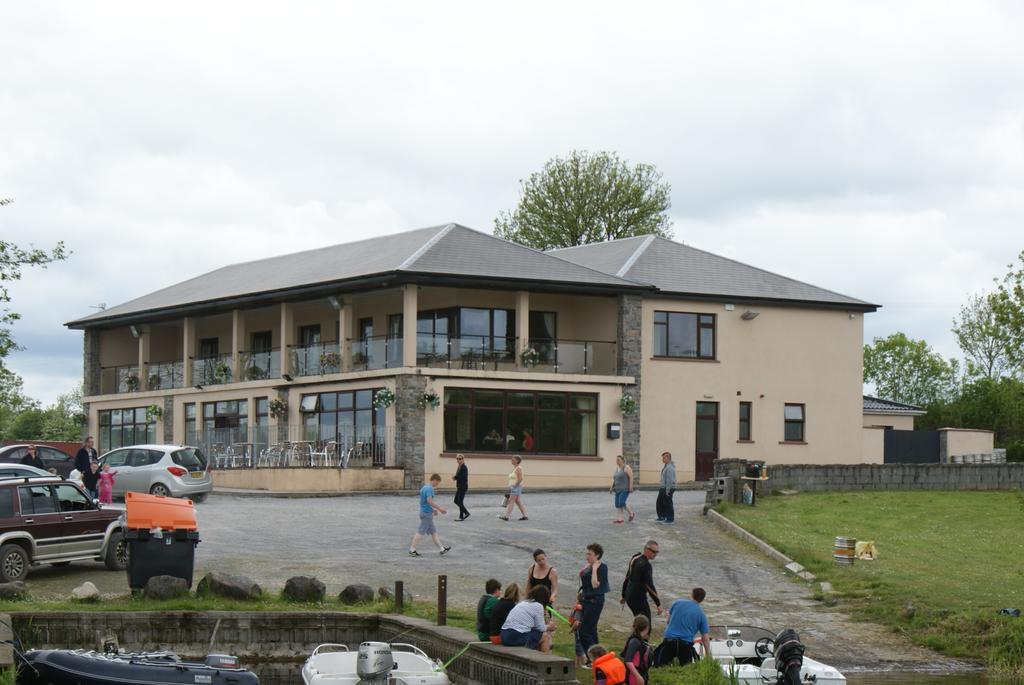 B&B The Silver Eel Strokestown Exterior foto